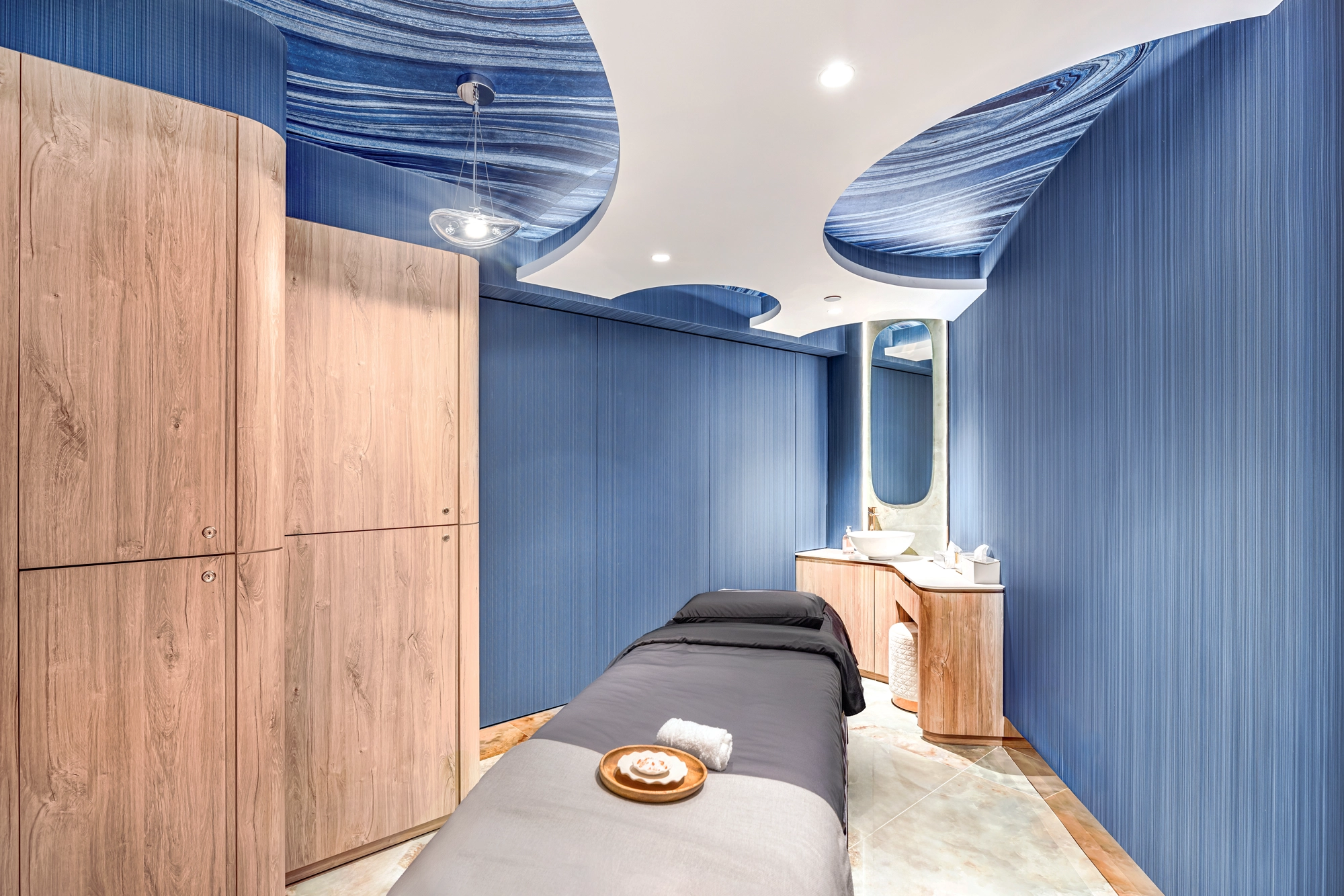 M3 18F Beauty Center